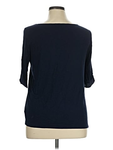 The Limited Short Sleeve Top (view 2)