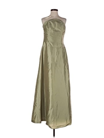 B2 Cocktail Dress (view 1)