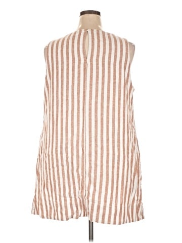 Old Navy Sleeveless Blouse (view 2)