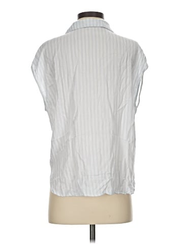 Splendid Sleeveless Button-Down Shirt (view 2)
