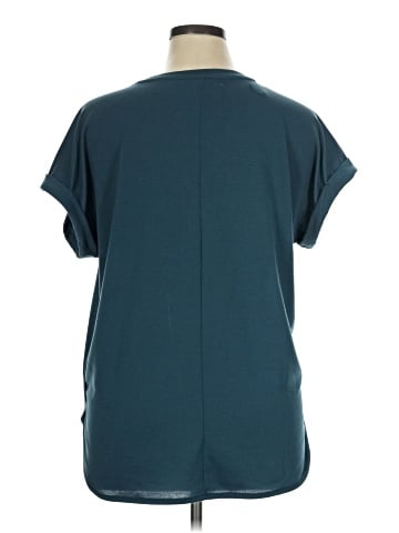 Cupio Short Sleeve Henley (view 2)