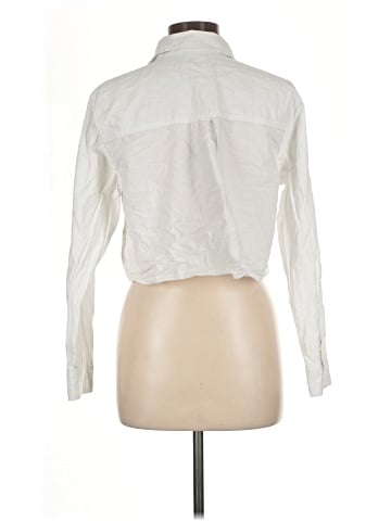 Universal Thread Long Sleeve Button-Down Shirt (view 2)