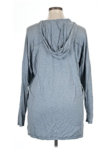 CAbi Long Sleeve Top (view 2)