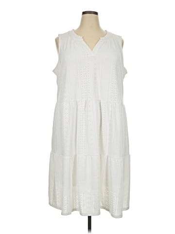 Croft & Barrow Casual Dress (view 1)
