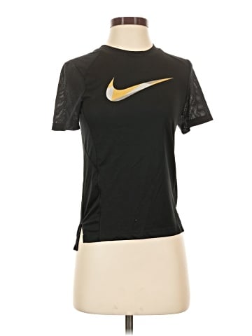 Nike Active T-Shirt (view 1)