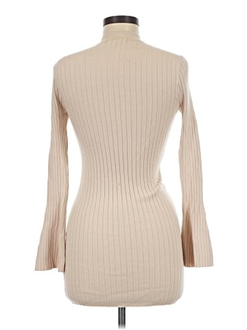 Honey Punch Casual Dress (view 2)