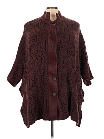 Marla Wynne Poncho (view 1)