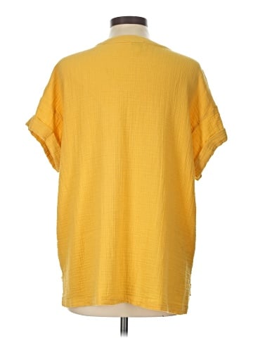wonderly Short Sleeve Henley (view 2)