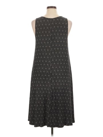 Old Navy Casual Dress (view 2)
