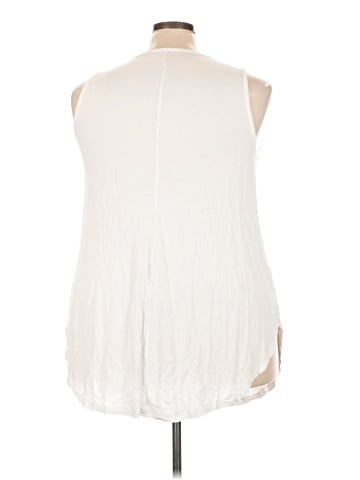 Torrid Tank Top (view 2)