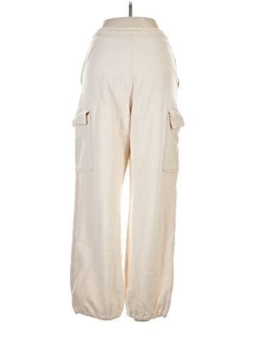 Uniqlo Cargo Pants (view 2)