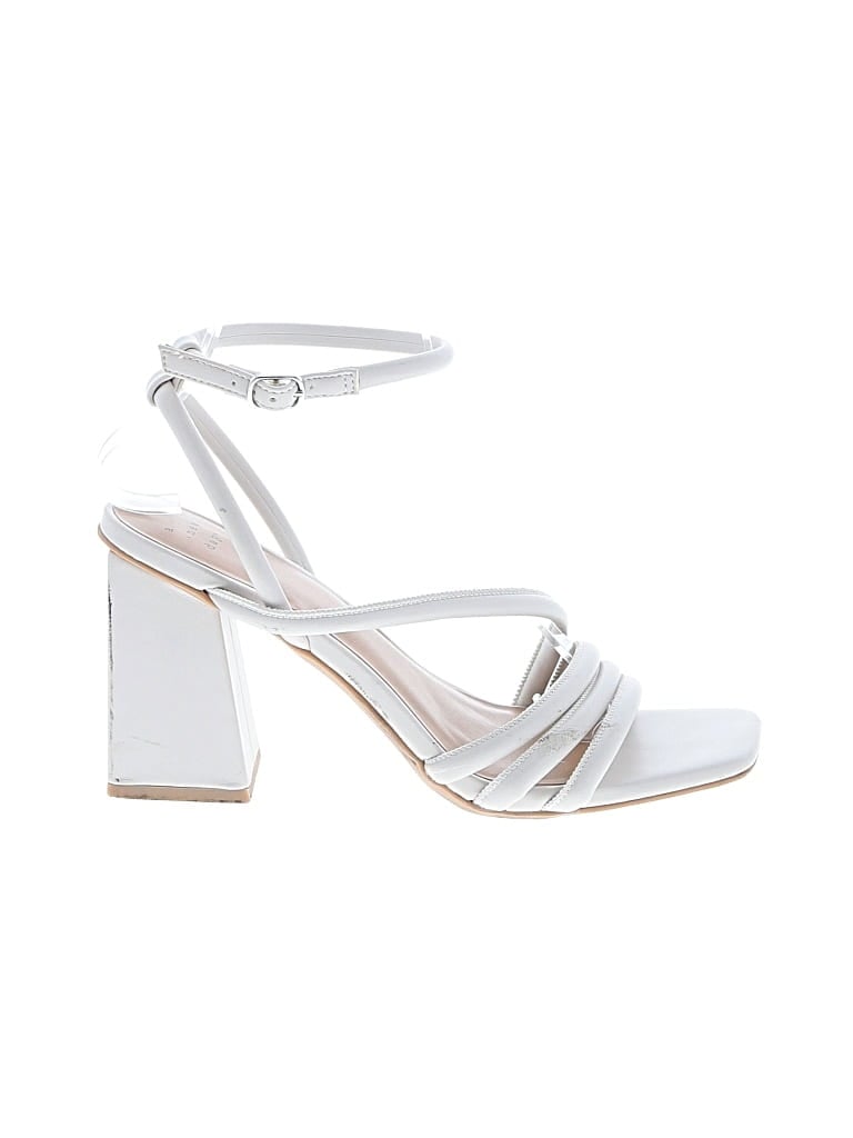 Pre-owned A New Day Sandals In White