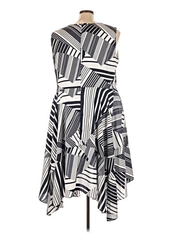 Julia Jordan Casual Dress (view 2)