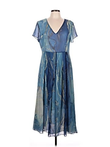 Unbranded Casual Dress (view 1)