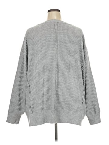 American Eagle Outfitters Pullover Sweater (view 2)