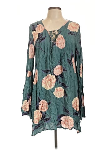 Billabong Casual Dress (view 1)