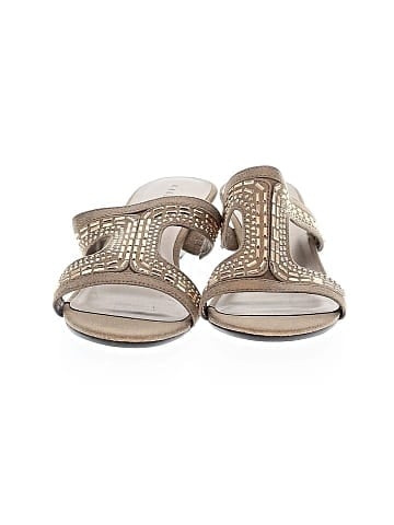 Karen Scott Wedges (view 2)