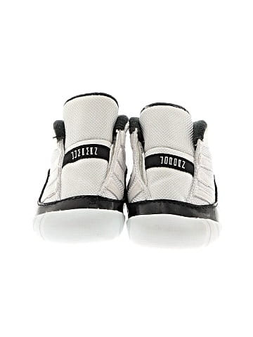 Air Jordan Booties (view 2)