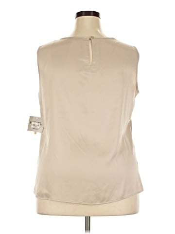 Kasper Sleeveless T-Shirt (view 2)