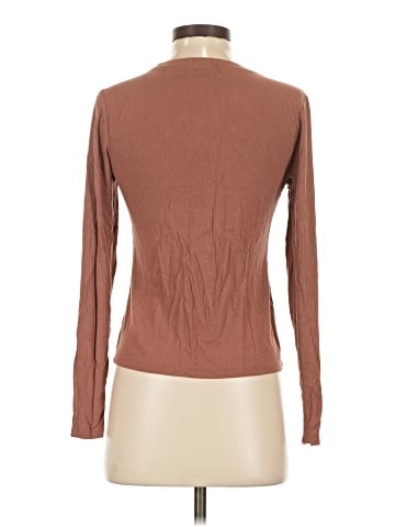 Abercrombie & Fitch Long Sleeve T-Shirt (view 2)