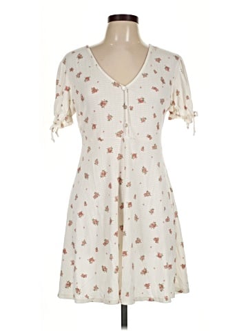 Jessica Simpson Casual Dress (view 1)
