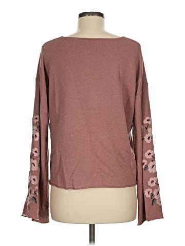 American Eagle Outfitters Pullover Sweater (view 2)