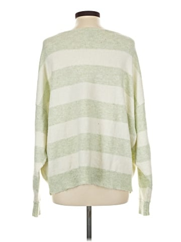American Eagle Outfitters Pullover Sweater (view 2)