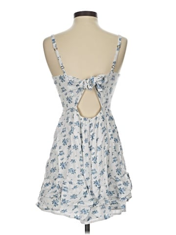 Hollister Casual Dress (view 2)