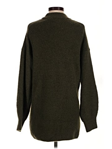 H&M Turtleneck Sweater (view 2)