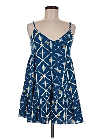 Urban Outfitters Casual Dress (view 1)