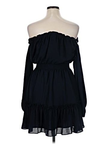Clover and Sloane Casual Dress (view 2)