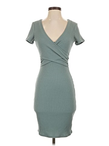 Guess Casual Dress (view 1)