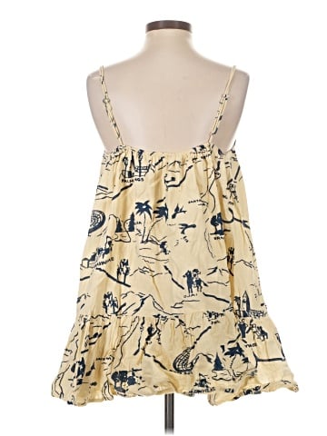 Urban Outfitters Casual Dress (view 2)