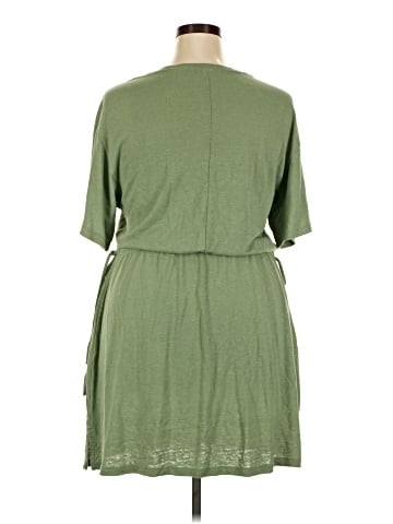Old Navy Casual Dress (view 2)