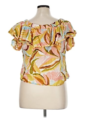 Lucky & Coco Short Sleeve Blouse (view 2)