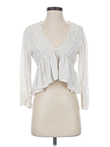 Urban Outfitters 3/4 Sleeve Blouse (view 1)