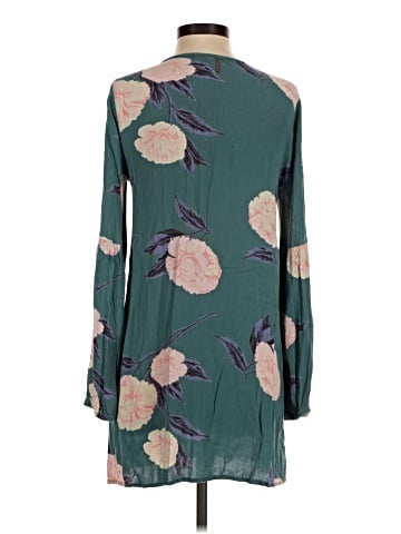 Billabong Casual Dress (view 2)