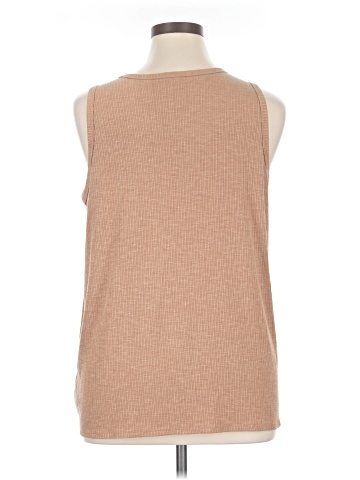 Old Navy Sleeveless T-Shirt (view 2)