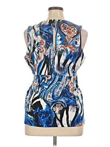 Essentials by Milano Short Sleeve Top (view 2)