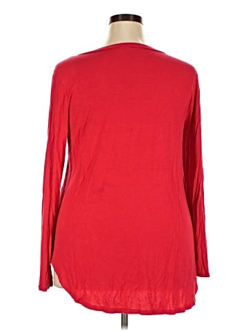 Acting Pro Long Sleeve T-Shirt (view 2)
