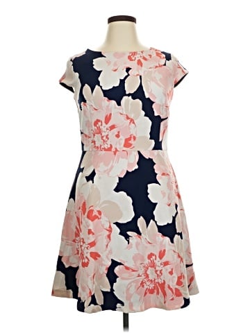 Sandra Darren Casual Dress (view 1)