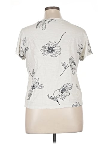 Sanctuary Short Sleeve T-Shirt (view 2)