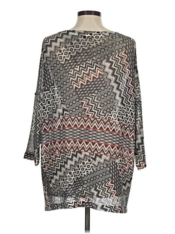 Nally & Millie 3/4 Sleeve Blouse (view 2)