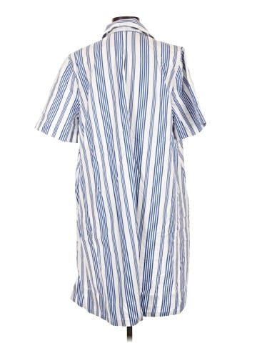 Old Navy Casual Dress (view 2)