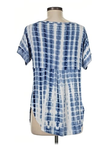 Lucy & Laurel Short Sleeve Top (view 2)