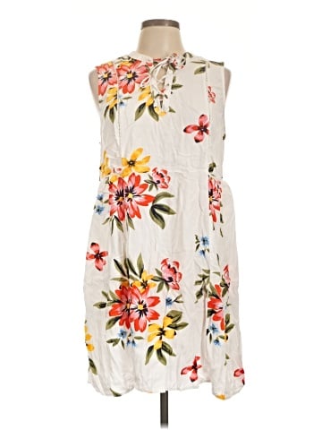 Old Navy Casual Dress (view 1)