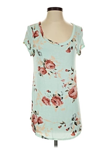 Brenda's Short Sleeve Top (view 1)