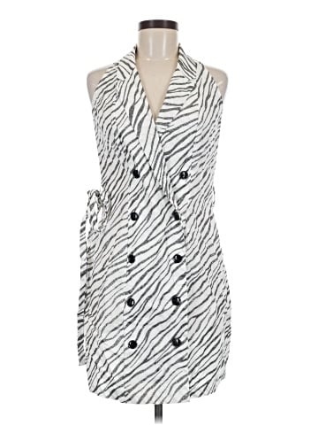 Venus Sleeveless Button-Down Shirt (view 1)
