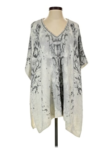 Chico's Poncho (view 1)