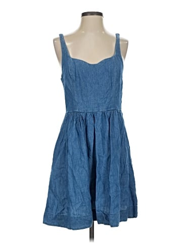 Old Navy Casual Dress (view 1)